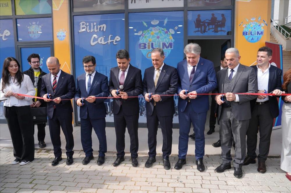 Üniversitemizde öğrencilerimiz için önemli bir adım daha